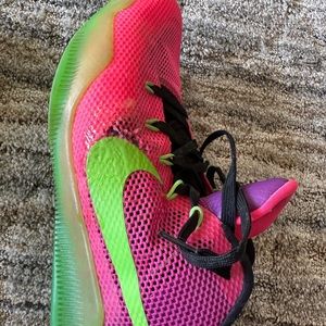 Kobe 11 mambacurial size 13